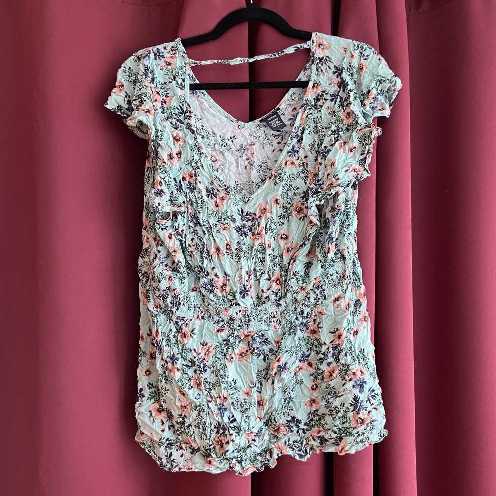 Floral Torrid Short Sleeve Shirt